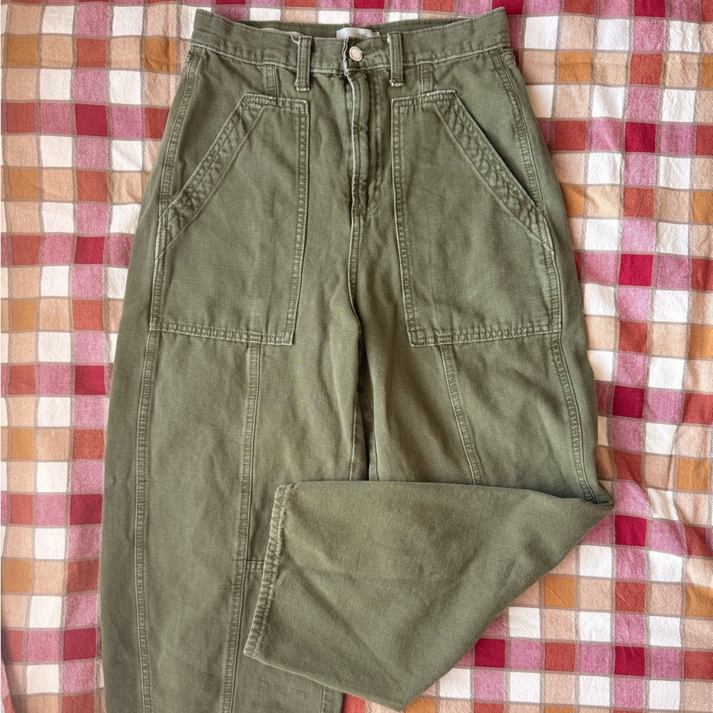 Universal Thread Sage Cargo Pants